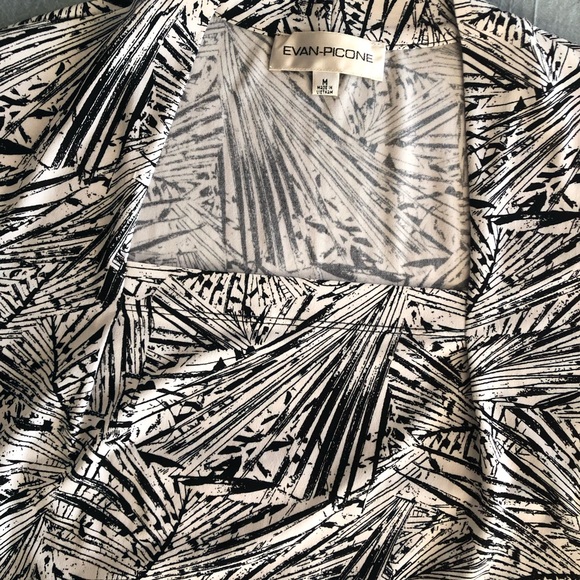 Evan Picone Patterned Office Casual Lightweight Blouse - Picture 3 of 4